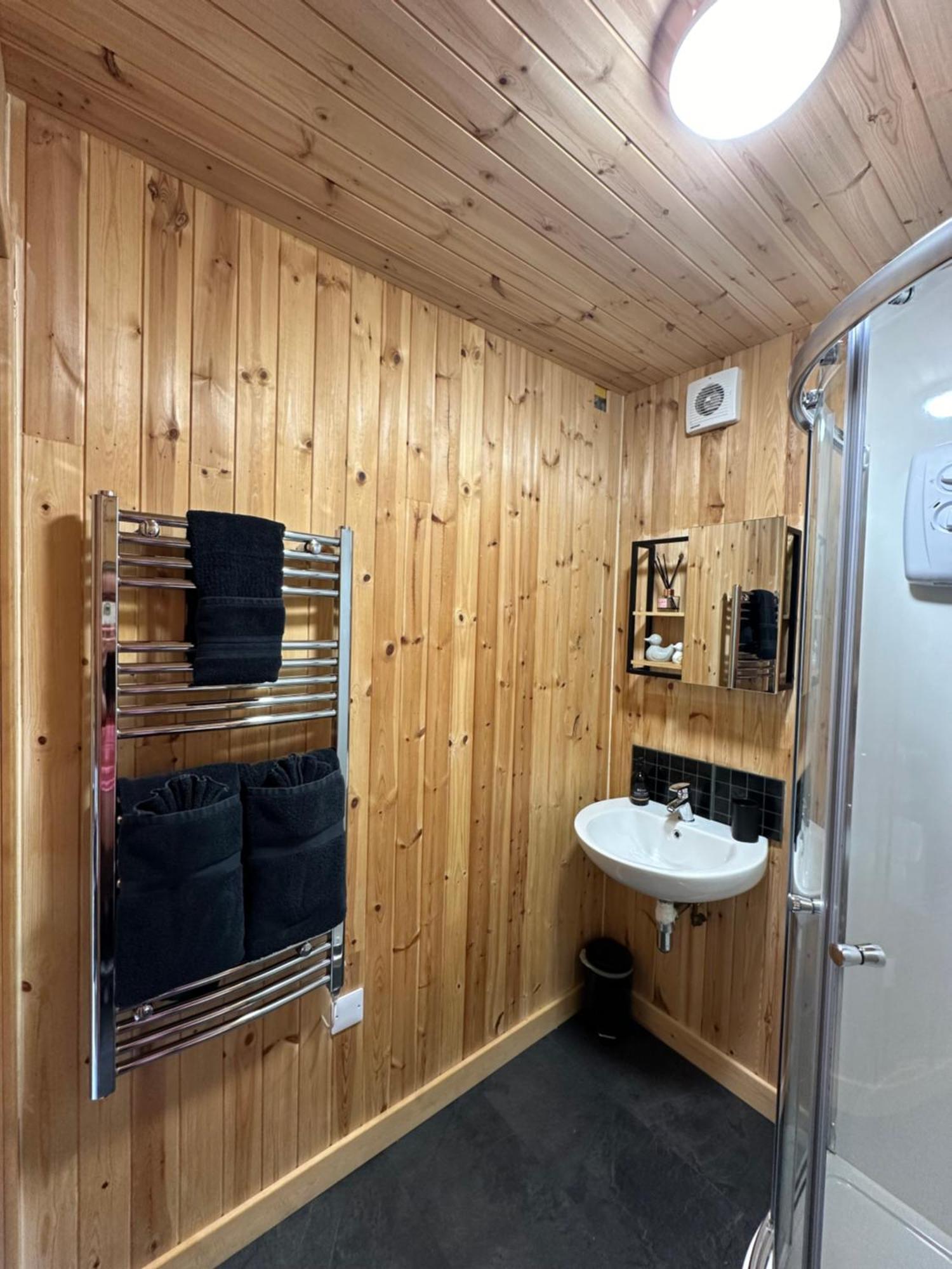 Taigh Beag Appartement Inverlochy Buitenkant foto